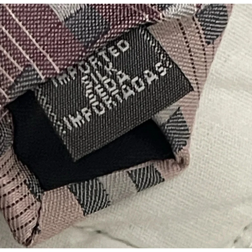 Villa Bugatti Silk Tie 100% Silk Made In Italy Geometric Pattern Pink/Grey